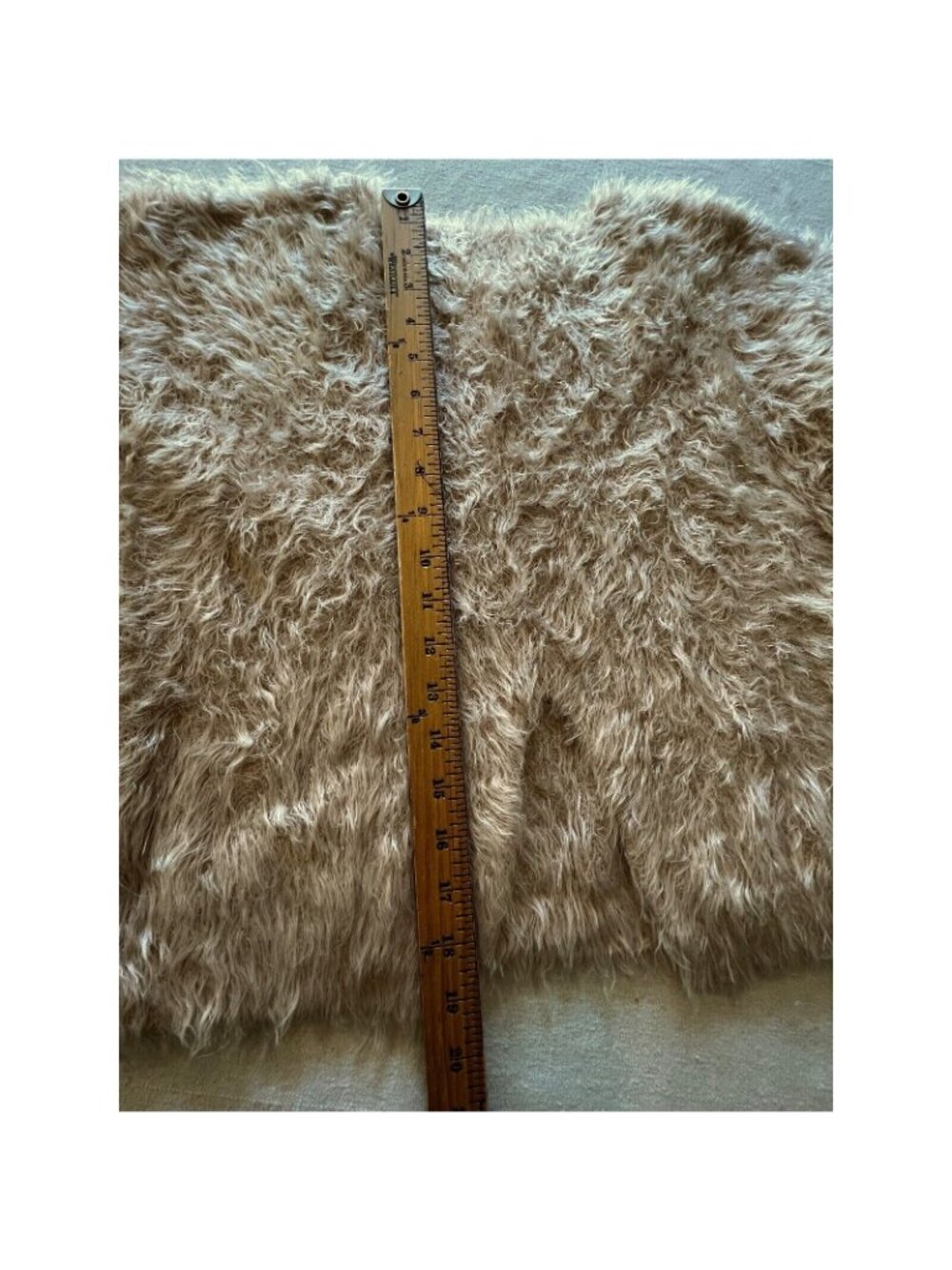 William B Womens Pullover Fuzzy Sweater Beige Lg Back Slit Festival Long Sleeve - Picture 3 of 6